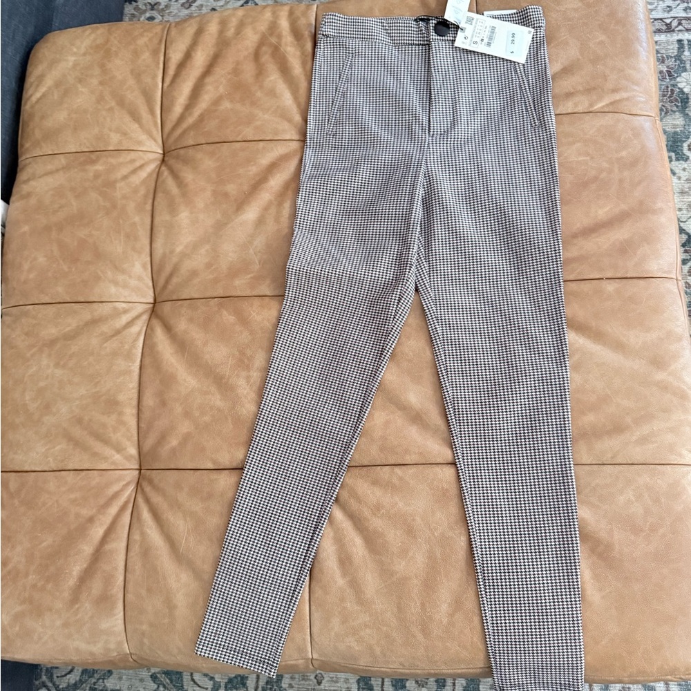 Zara women’s Monochrome Checkered Pants